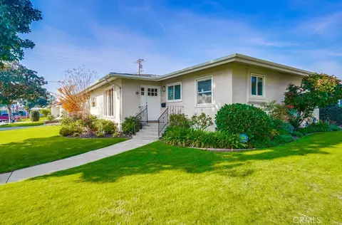 131 E Cameron Pl, Long Beach, CA 90807 photo 1