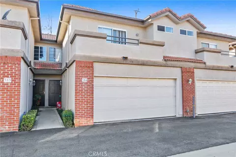 1215 N San Gabriel Ave #304, Azusa, CA 91702