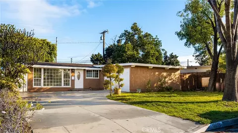 17055 E Alcross St, Covina, CA 91722