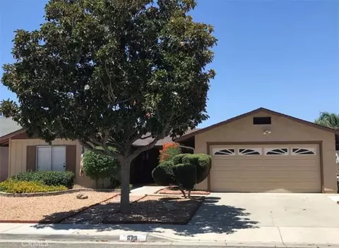 673 Holly Dr, Hemet, CA 92543