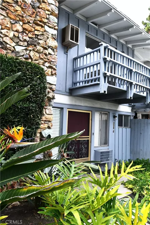 305 N Acacia Ave #E, Fullerton, CA 92831