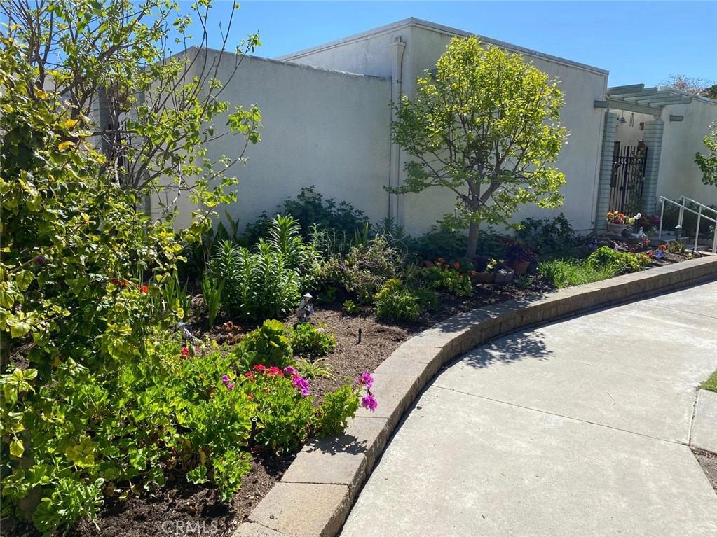 2081 Ronda Granada Unit A  