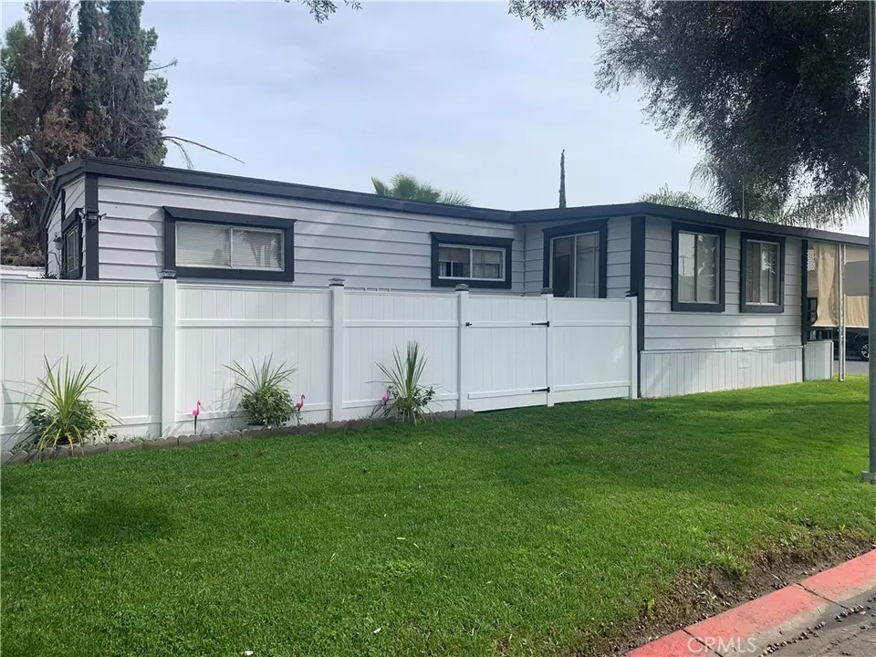 350 E San Jacinto Ave 112, Perris, CA 92571 3 Photos Movoto