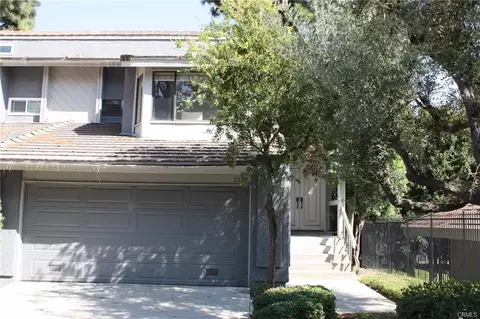 2110 Rockridge Ct, Fullerton, CA 92831