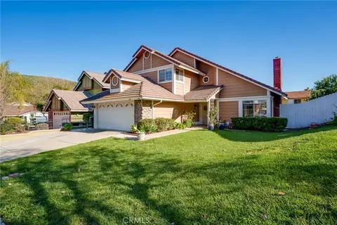 3481 Cherry Blossom Ln, Lake Elsinore, CA 92530
