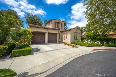 20 Secret Gdn, Irvine, CA 92620