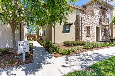 233 Cultivate, Irvine, CA 92618