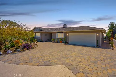 1030 Virginia Rd, Fullerton, CA 92831