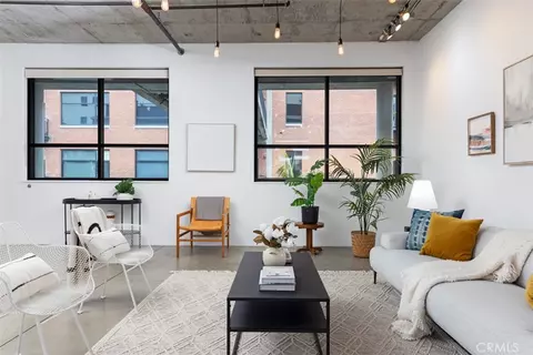 835 Locust Ave #424, Long Beach, CA 90813