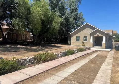 305 W Sumner Ave, Lake Elsinore, CA 92530