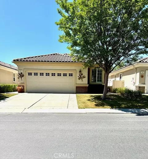 993 Blackhawk Dr, Beaumont, CA 92223