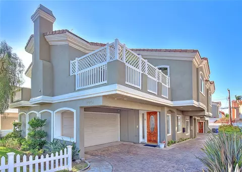 2223 Mathews Ave #A, Redondo Beach, CA 90278