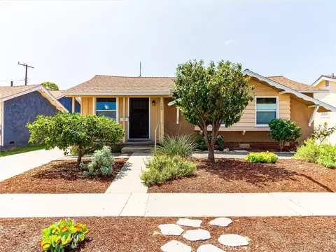 11708 Massinger St, Lakewood, CA 90715
