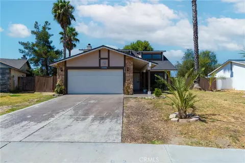 370 Westminister Dr, San Jacinto, CA 92583