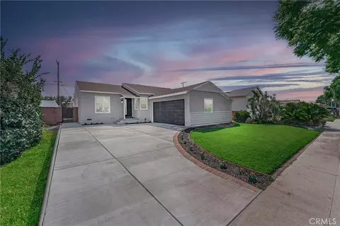 1216 W 186th St, Gardena, CA 90248