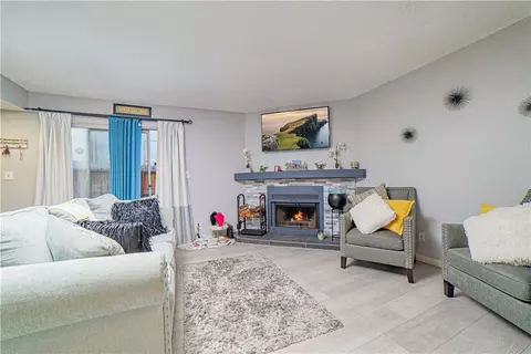 1826 W 145th St #F, Gardena, CA 90249