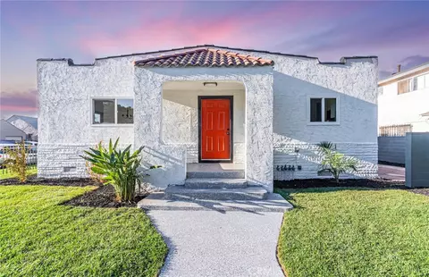803 E 84th St, Los Angeles, CA 90001