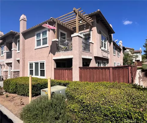 15416 Park Point Ave #108, Lake Elsinore, CA 92532