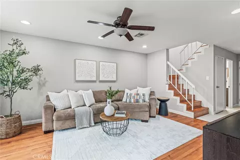 20135 Village Green Dr, Lakewood, CA 90715