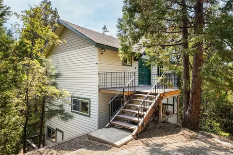 175 Golf Course Rd, Lake Arrowhead, CA 92352