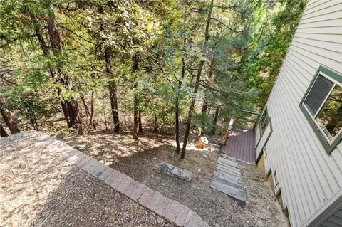 Exterior - 175 Golf Course Rd, Lake Arrowhead, CA 92352 photo 11 of 11