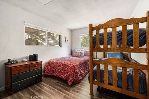 Bedroom - 175 Golf Course Rd, Lake Arrowhead, CA 92352 photo 3 of 6