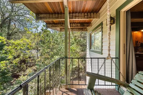 Exterior - 175 Golf Course Rd, Lake Arrowhead, CA 92352 photo 7 of 11