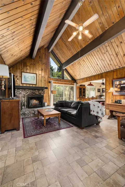 Living - 175 Golf Course Rd, Lake Arrowhead, CA 92352 photo 3 of 6