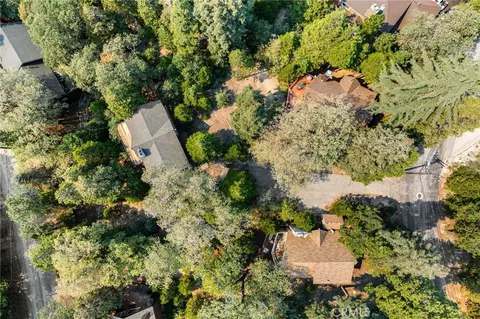 View/Area - 175 Golf Course Rd, Lake Arrowhead, CA 92352 photo 5 of 9