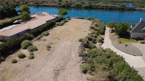 7825 Rio Vista Dr, Big River, CA 92242