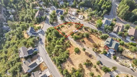 26867 Inyo Ct, Lake Arrowhead, CA 92352 photo 4