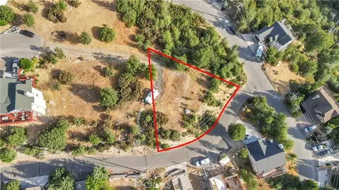 26867 Inyo Ct, Lake Arrowhead, CA 92352 photo 2
