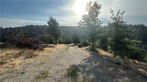 26867 Inyo Ct, Lake Arrowhead, CA 92352 photo 10