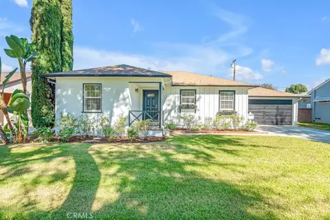 1211 Riverside Dr, Fullerton, CA 92831