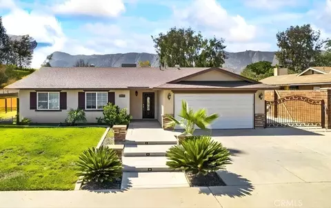 3611 Lake Crest Dr, Lake Elsinore, CA 92530