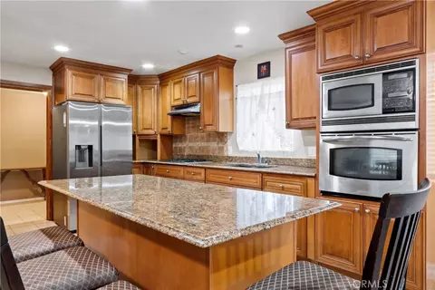 1001 Maple St, Inglewood, CA 90301