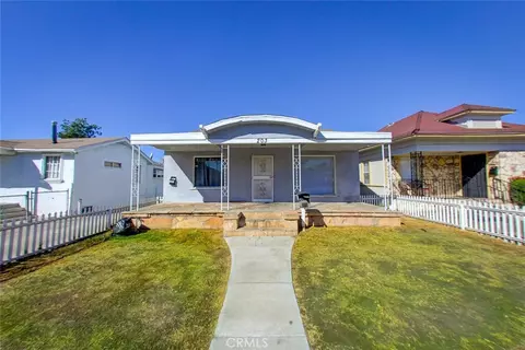 203 E 56th St, Los Angeles, CA 90011