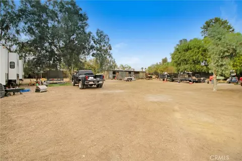 Exterior - 30620 Old Windmill Rd, Menifee, CA 92584 photo 3 of 6