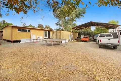 Exterior - 30640 Old Windmill Rd, Menifee, CA 92584 photo 3 of 7