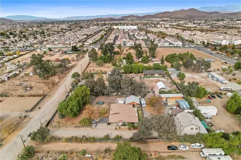 View/Area - 30640 Old Windmill Rd, Menifee, CA 92584 photo 2 of 3