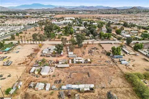 30581 Old Windmill Rd, Menifee, CA 92584 photo 16