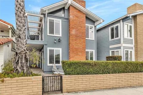 812 W Balboa Blvd, Newport Beach, CA 92661