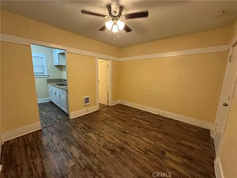 Living - 1101 Cherry Ave, Long Beach, CA 90813 photo 2 of 2