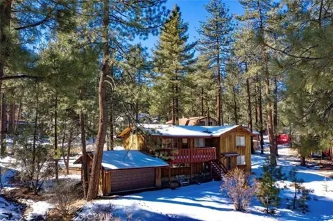 1627 Barbara St, Wrightwood, CA 92397