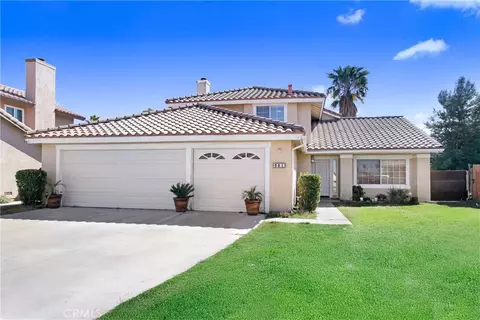 901 Spring Mist Ct, San Jacinto, CA 92582