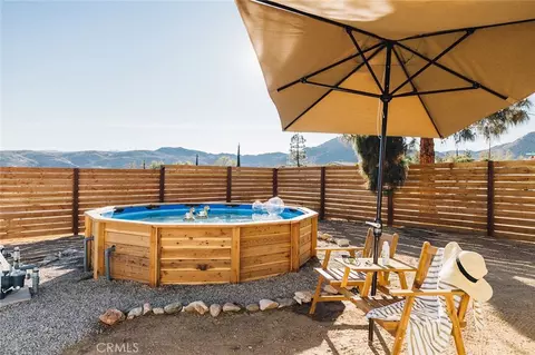 Exterior - 4883 Avenida La Candela, Joshua Tree, CA 92252 photo 3 of 13