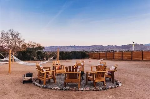 Exterior - 4883 Avenida La Candela, Joshua Tree, CA 92252 photo 10 of 13