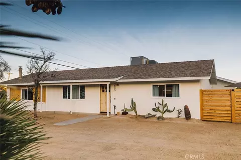 Exterior - 4883 Avenida La Candela, Joshua Tree, CA 92252 photo 2 of 13