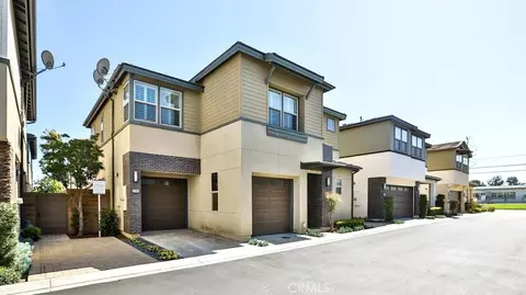 2110 Harper Way, Costa Mesa, CA 92627