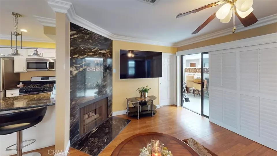 Living - 4345 W 154th St #11, Lawndale, CA 90260 photo 2 of 3